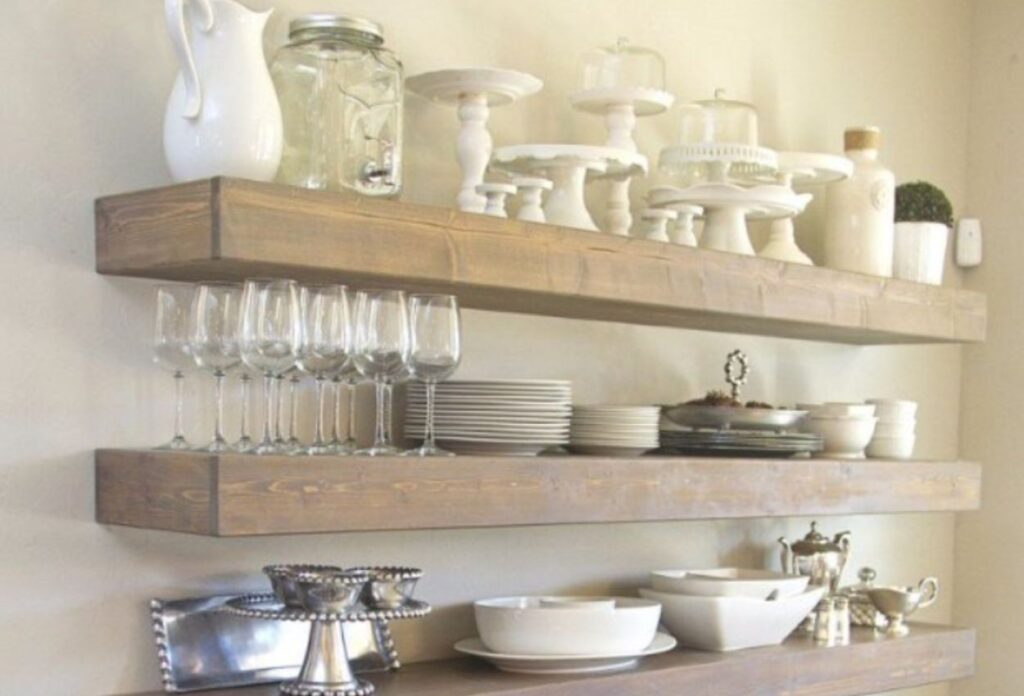 How to decorate dining room shelves
